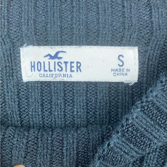 Hollister Cropped Knit Stripped Sweater Size Small - Picture 2 of 3